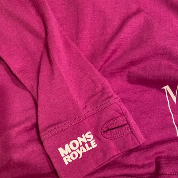 Mons Royale Merino Wool Women’s Base Layer Top – Magenta, Size M - Picture 4 of 4